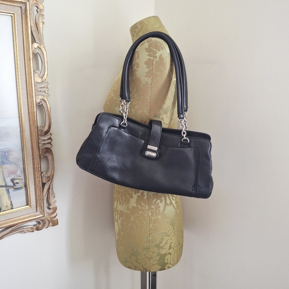 Y2K 90s VTG Tommy Hilfiger Black Genuine Leather Shoulder Bag Goth WhimsyGoth - Picture 1 of 12